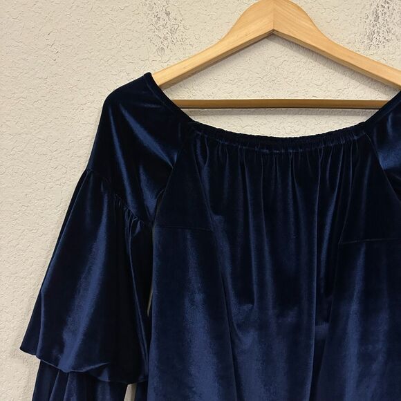 NWOT PETERSYN Lily Velvet Off-The-Shoulder Top Long Sleeve in Midnight Blue - Picture 3 of 10